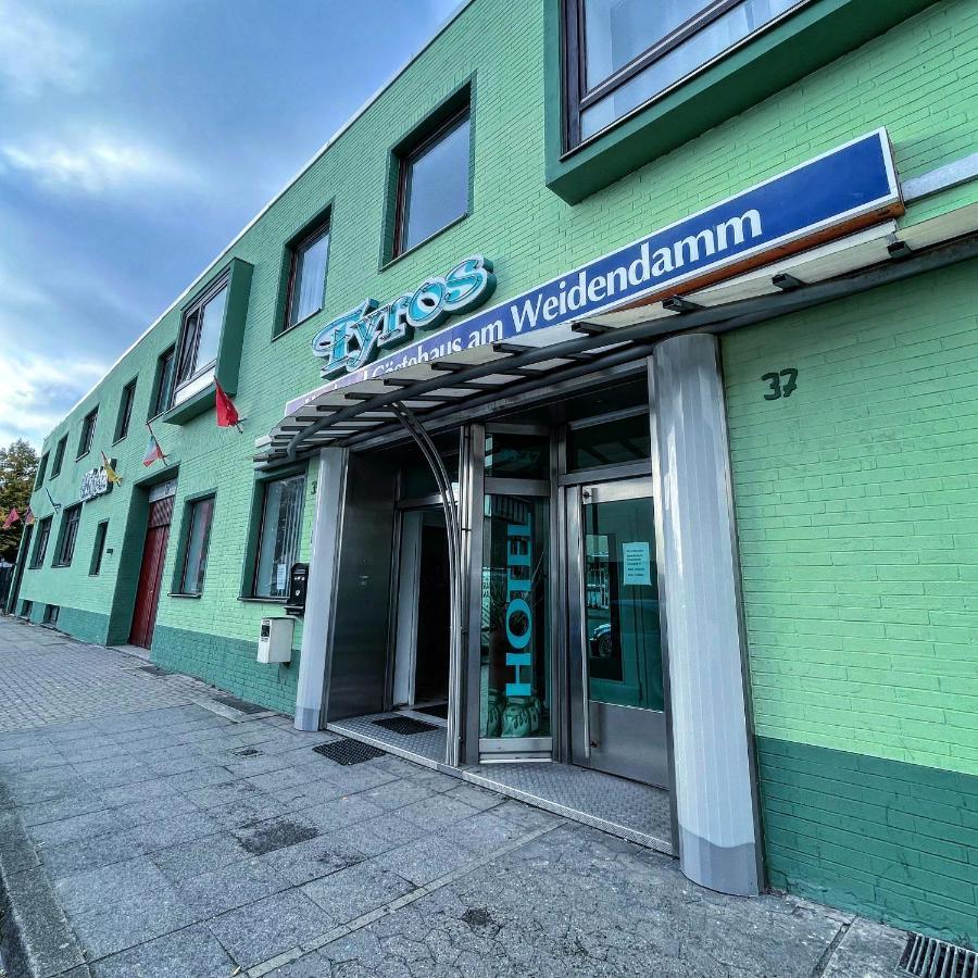 Tyros Hotel Und Gaestehaus Am Weidendamm Hanóver Exterior foto